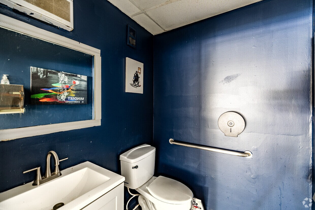 300 Northstar Ct, Sanford, FL 32771