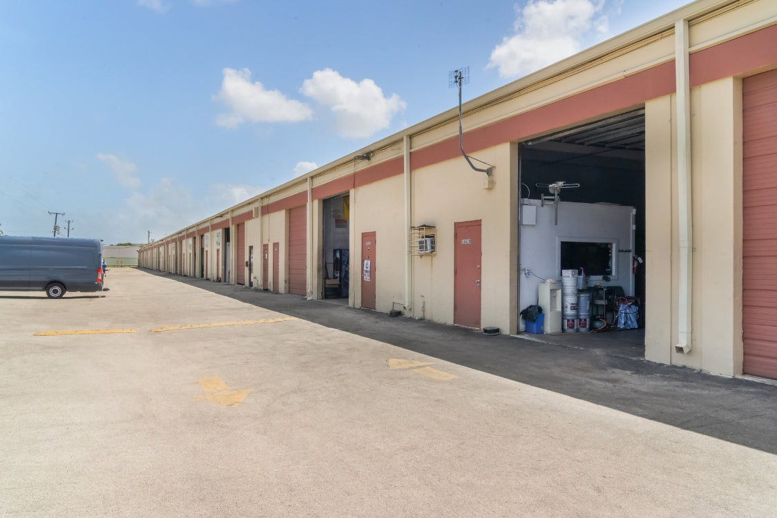 18625 SW 105 Ave, Miami, FL 33157