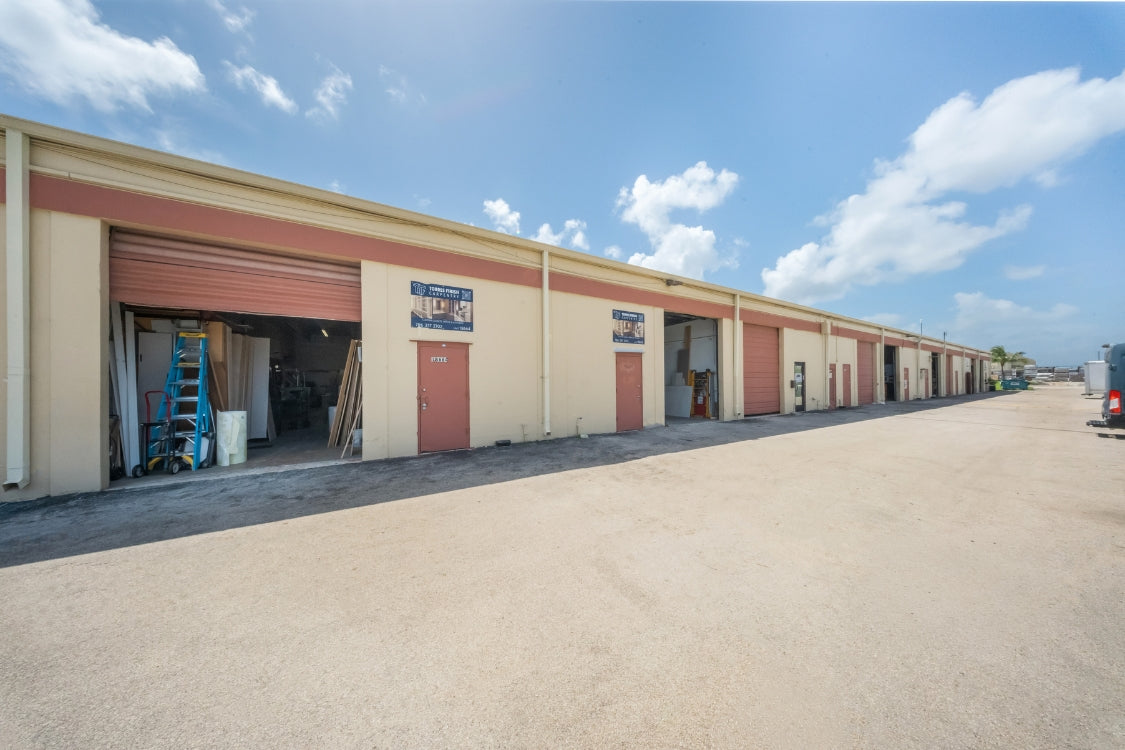18625 SW 105 Ave, Miami, FL 33157