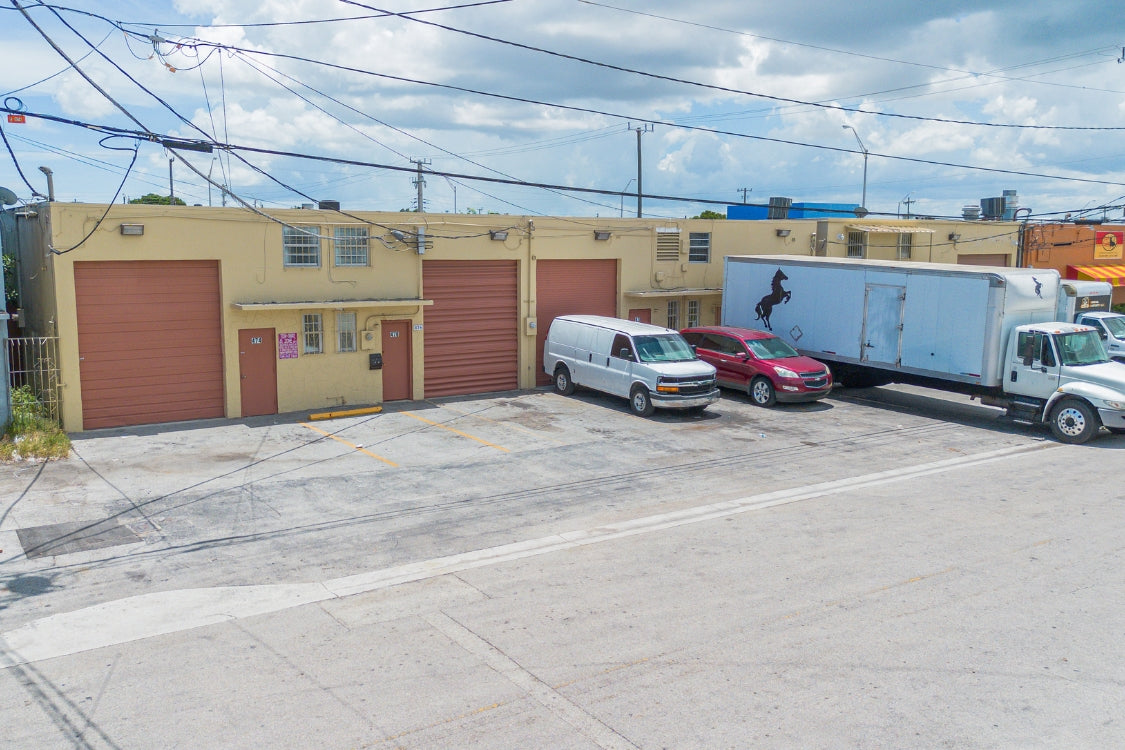 474 West 28 St, Hialeah, FL 33010