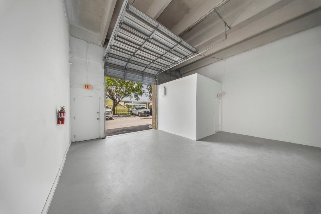 12011 SW 117 CT, Miami, FL 33186