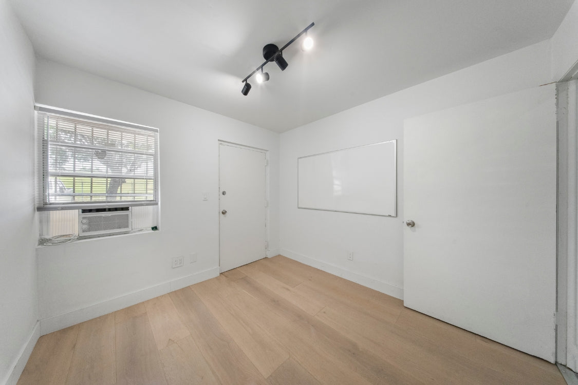 12011 SW 117 CT, Miami, FL 33186