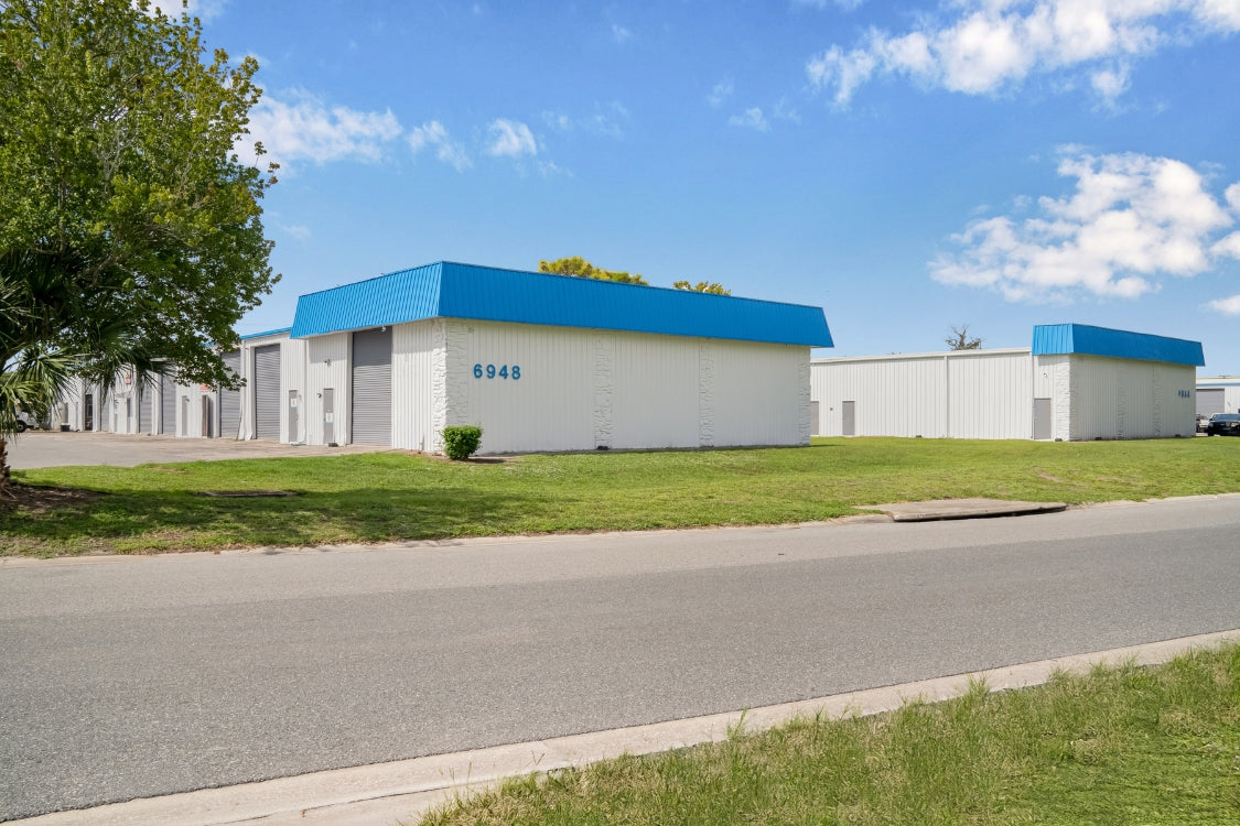 6930 Venture Cir, Orlando, FL 32807