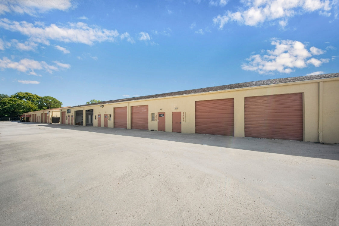 1298 W Biltmore St Port Saint Lucie, FL 34983