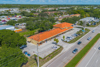 1298 W Biltmore St Port Saint Lucie, FL 34983